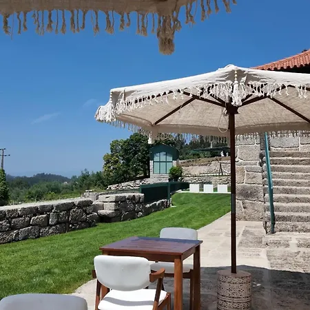 Caza De Cima De Farmház Penafiel